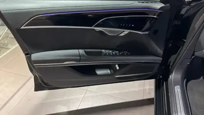 Photo 55 Audi A8  60 TFSIe 462 ch Tiptronic 8 Quattro