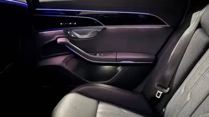 Photo 79 Audi A8  60 TFSIe 462 ch Tiptronic 8 Quattro