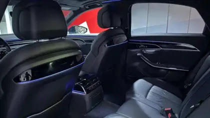 Photo 77 Audi A8  60 TFSIe 462 ch Tiptronic 8 Quattro