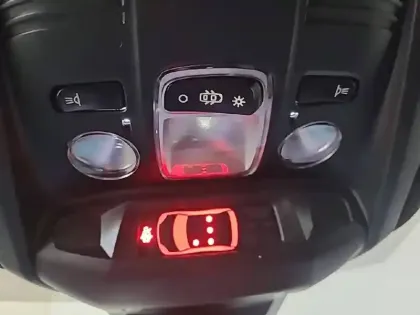 Photo 26 Peugeot 3008  Hybrid 136 e-DCS6