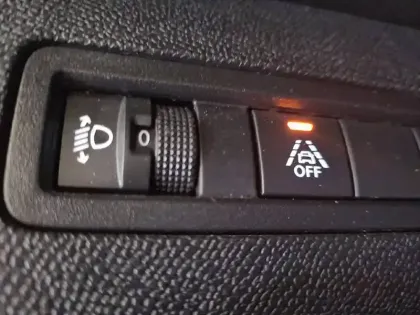 Photo 30 Peugeot 3008  Hybrid 136 e-DCS6