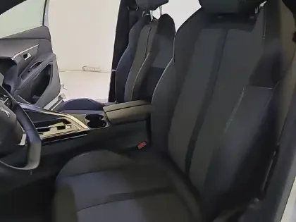 Photo 10 Peugeot 3008  Hybrid 136 e-DCS6