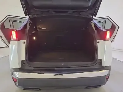 Photo 5 Peugeot 3008  Hybrid 136 e-DCS6