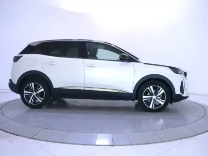 Photo 3 Peugeot 3008  Hybrid 136 e-DCS6