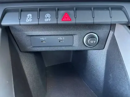 Photo 16 Audi A1  Sportback 30 TFSI 110 ch BVM6