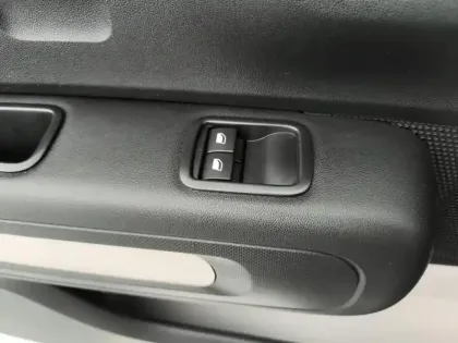 Photo 18 Citroën C3  BlueHDi 100 ch BVM6 Plus