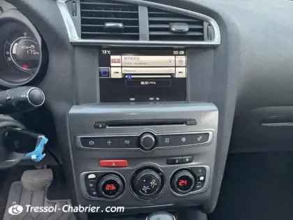 Photo 10 Citroën C4  BlueHDi 120 S&S EAT6 Feel