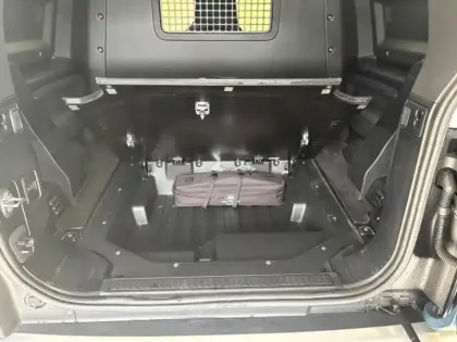 Photo 8 Land rover Defender  90 3.0 D200 Hard Top S