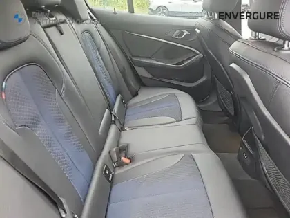 Photo 12 BMW Serie 1 Série 1 116dA 116ch M Sport DKG7