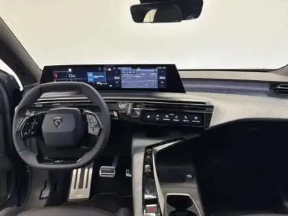 Photo 6 Peugeot 5008  Hybrid 145ch GT e-DCS6