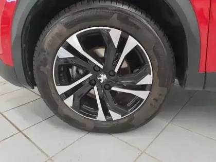 Photo 8 Peugeot 2008  1.2 PureTech 130ch S&S GT EAT8