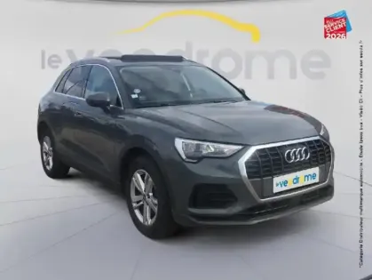 Photo 17 Audi Q3  35 TFSI 150ch Mild Hybrid Design S tronic 7 Touvrant Carplay