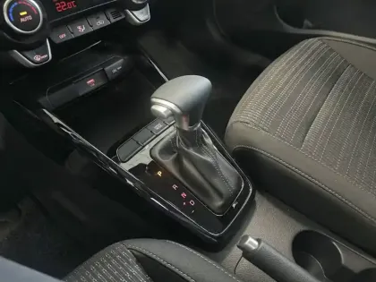 Photo 47 Kia Stonic  1.0 T-GDi 100 ch DCT7