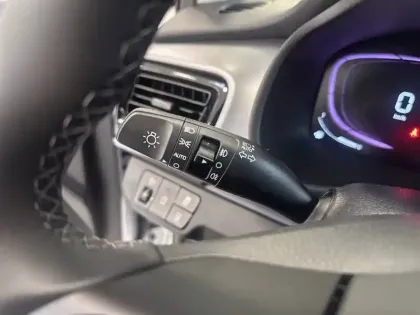 Photo 48 Kia Stonic  1.0 T-GDi 100 ch DCT7