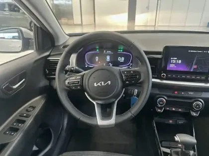 Photo 35 Kia Stonic  1.0 T-GDi 100 ch DCT7