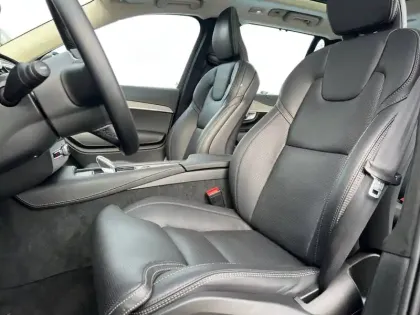 Photo 40 Volvo Xc90  T8 AWD Hybride Rechargeable 455 ch Geartronic 8 7pl