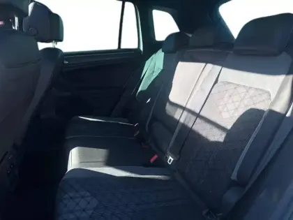 Photo 42 Volkswagen Tiguan  2.0 TDI 150ch DSG7