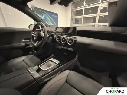 Photo 12 Mercedes Classe A  200 d 8G-DCT