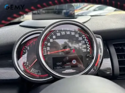 Photo 16 Mini Mini Cabriolet John Cooper Works 231 ch BVA8