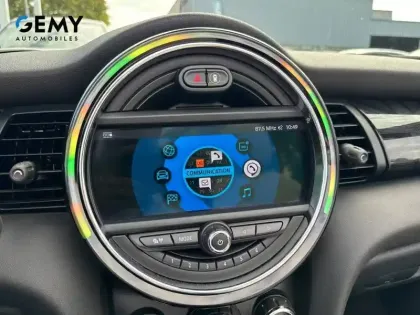 Photo 18 Mini Mini Cabriolet John Cooper Works 231 ch BVA8