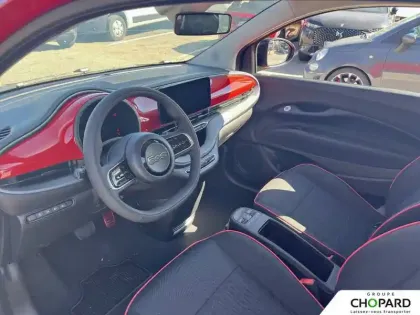 Photo 61 Fiat 500  e 118 ch