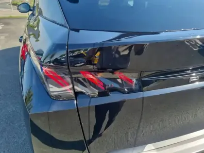 Photo 36 Peugeot 3008  Hybrid 145 e-DCS6