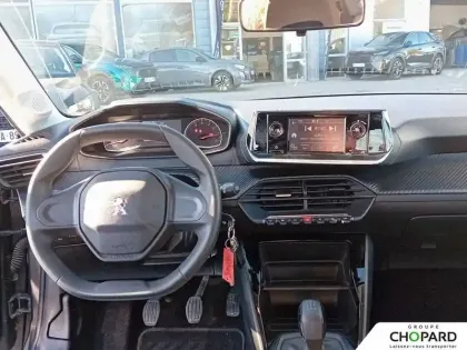 Photo 11 Peugeot 208  PureTech 75 S&S BVM5