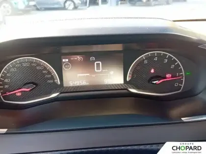 Photo 16 Peugeot 208  PureTech 75 S&S BVM5