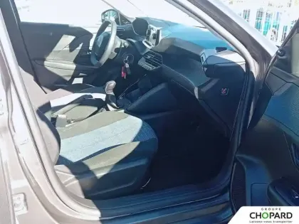 Photo 12 Peugeot 208  PureTech 75 S&S BVM5