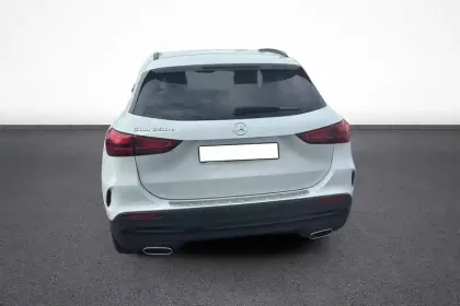 Photo 4 Mercedes GLA  250 e 8G-DCT