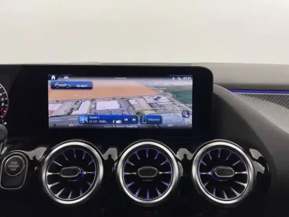 Photo 43 Mercedes GLA  250 e 8G-DCT