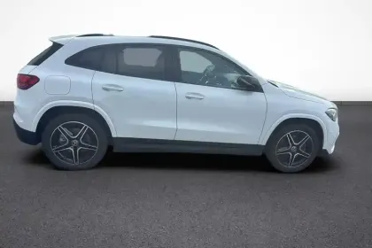 Photo 6 Mercedes GLA  250 e 8G-DCT