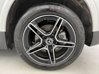 Photo 39 Mercedes GLA  250 e 8G-DCT