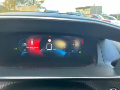 Photo 9 Peugeot 2008  BlueHDi 130 S&S EAT8