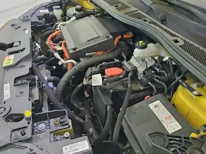 Photo 34 Peugeot 208  Electrique 50 kWh 136ch