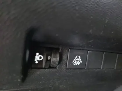 Photo 48 Peugeot 208  Electrique 50 kWh 136ch