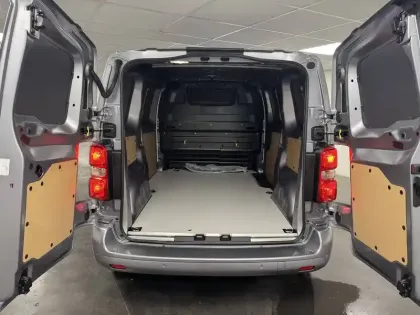 Photo 30 Opel Vivaro -E FGN TAILLE M ELECTRIQUE 100 KW BATTERIE 75 KWH