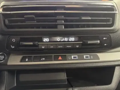 Photo 24 Opel Vivaro -E FGN TAILLE M ELECTRIQUE 100 KW BATTERIE 75 KWH