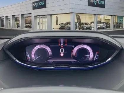 Photo 20 Peugeot 5008  PureTech 130ch S&S EAT8 GT