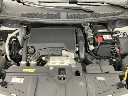 Photo 6 Peugeot 5008  PureTech 130ch S&S EAT8 GT