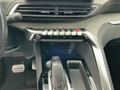 Photo 12 Peugeot 5008  PureTech 130ch S&S EAT8 GT