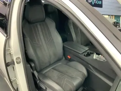 Photo 8 Peugeot 5008  PureTech 130ch S&S EAT8 GT