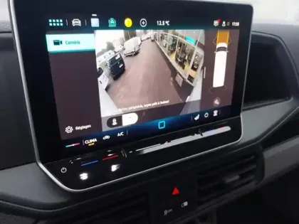 Photo 12 Volkswagen Crafter  Fg 35 L3H3 2.0 TDI 163ch Business Propulsion RS