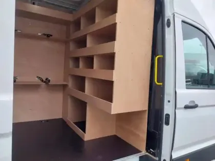 Photo 12 Volkswagen Crafter  Fg 35 L3H3 2.0 TDI 163ch Business Propulsion Roues Simples