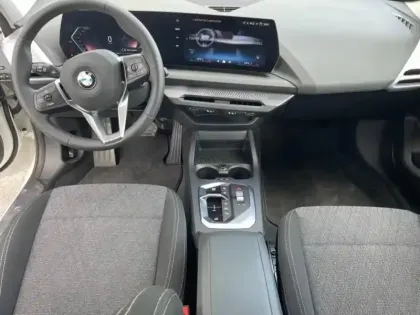 Photo 21 BMW Serie 1 Série 1 120dA 163ch M Sport Design DKG7