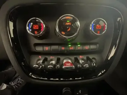 Photo 14 Mini Clubman  Cooper 136ch Knightsbridge