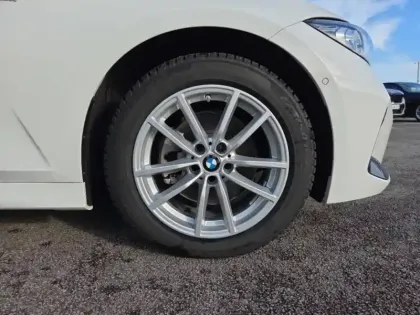 Photo 7 BMW Serie 3 Série 3 Touring 320dA xDrive 190ch M Sport