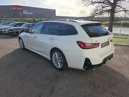 Photo 12 BMW Serie 3 Série 3 Touring 320dA xDrive 190ch M Sport