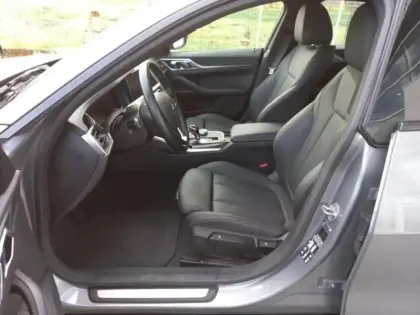 Photo 8 BMW Serie 4 Série 4 Gran Coupé 420dA  xDrive 190ch Business Design