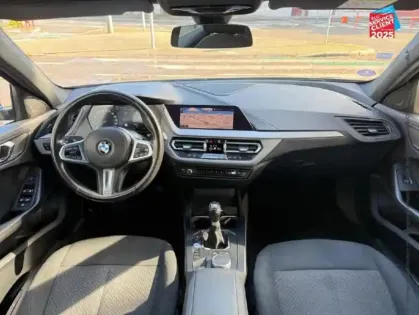 Photo 14 BMW Serie 1  118I 136CH LOUNGE